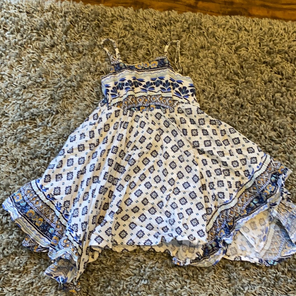 3T Blue/white criss-cross back twirly sundress